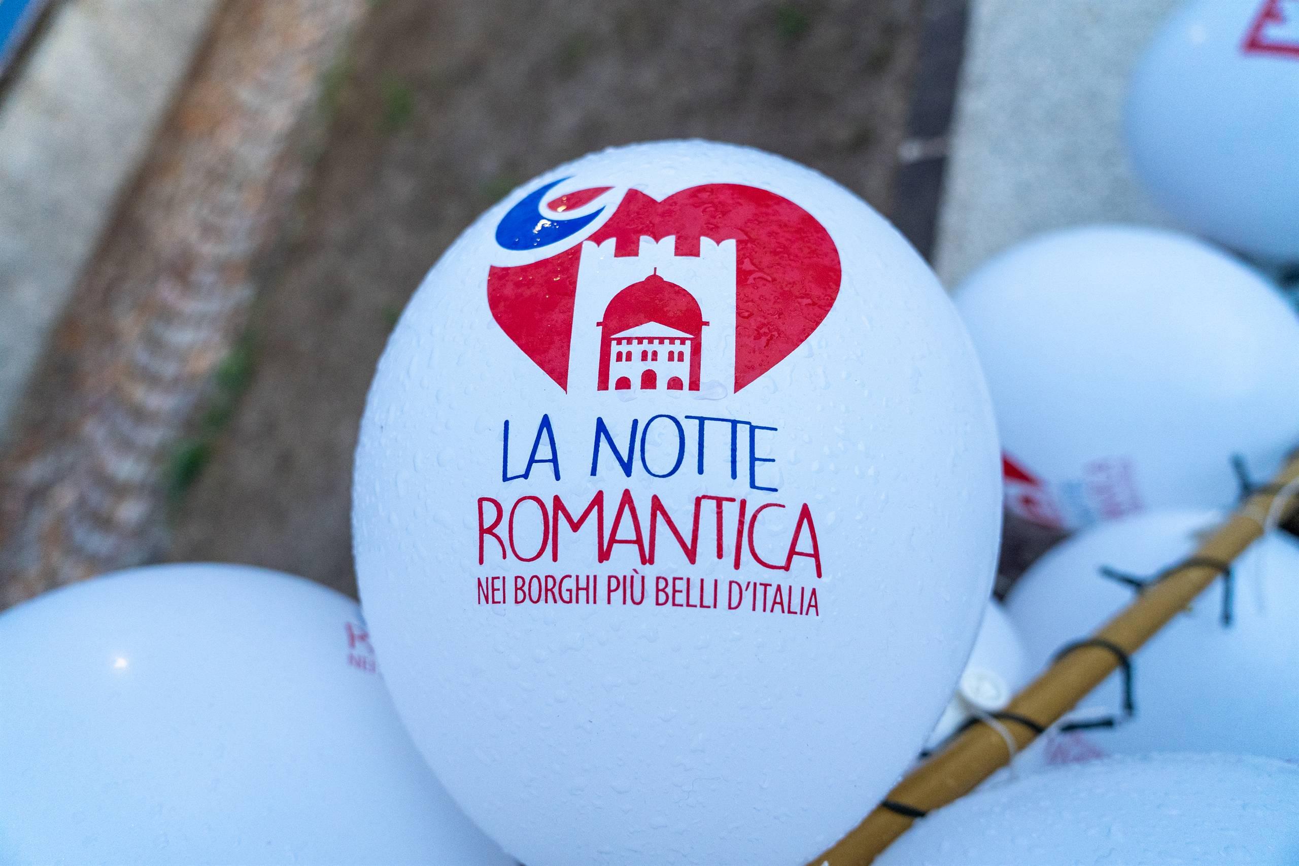 Lusèrn - La Notte Romantica