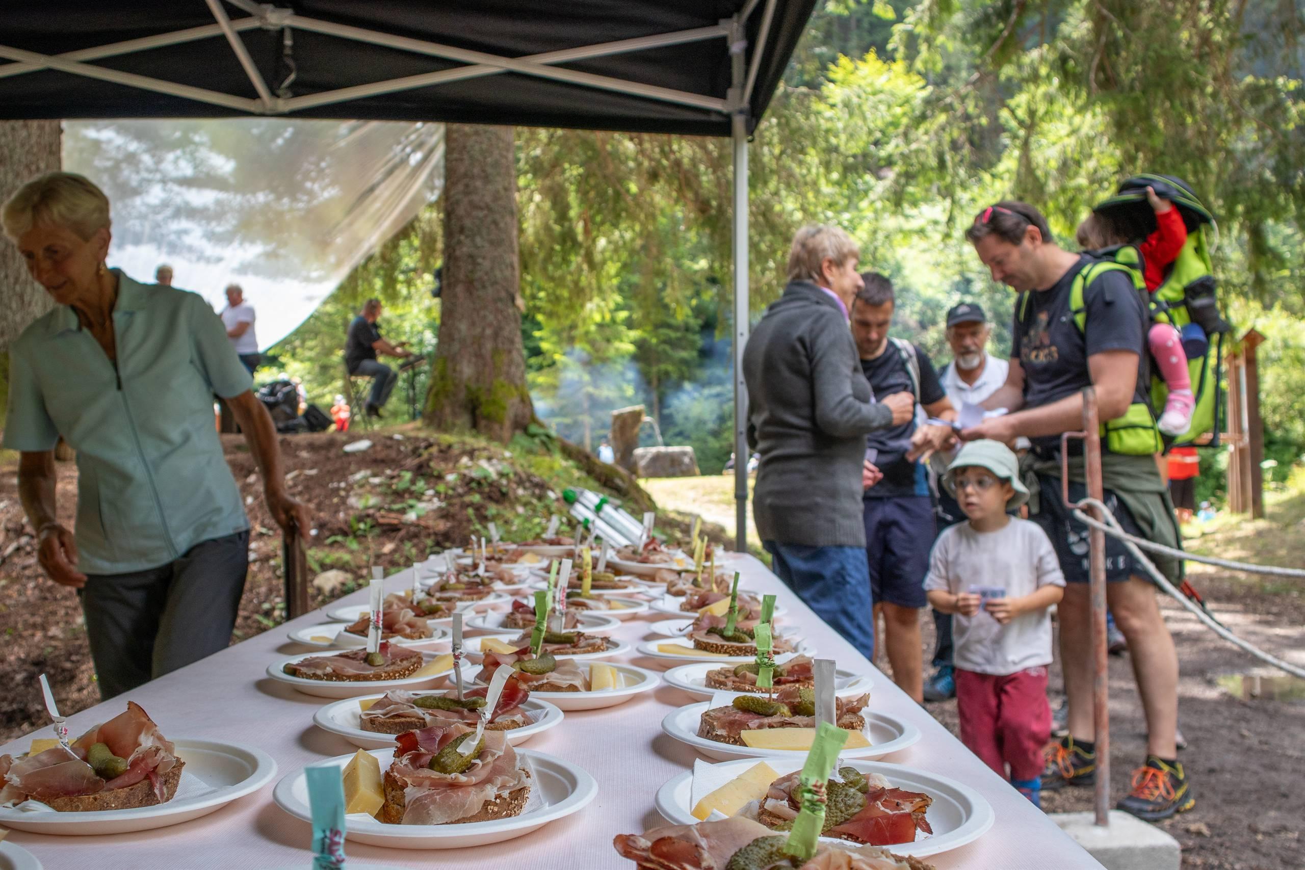 “Degustando l’Oltresommo” önogastronomische Wanderung