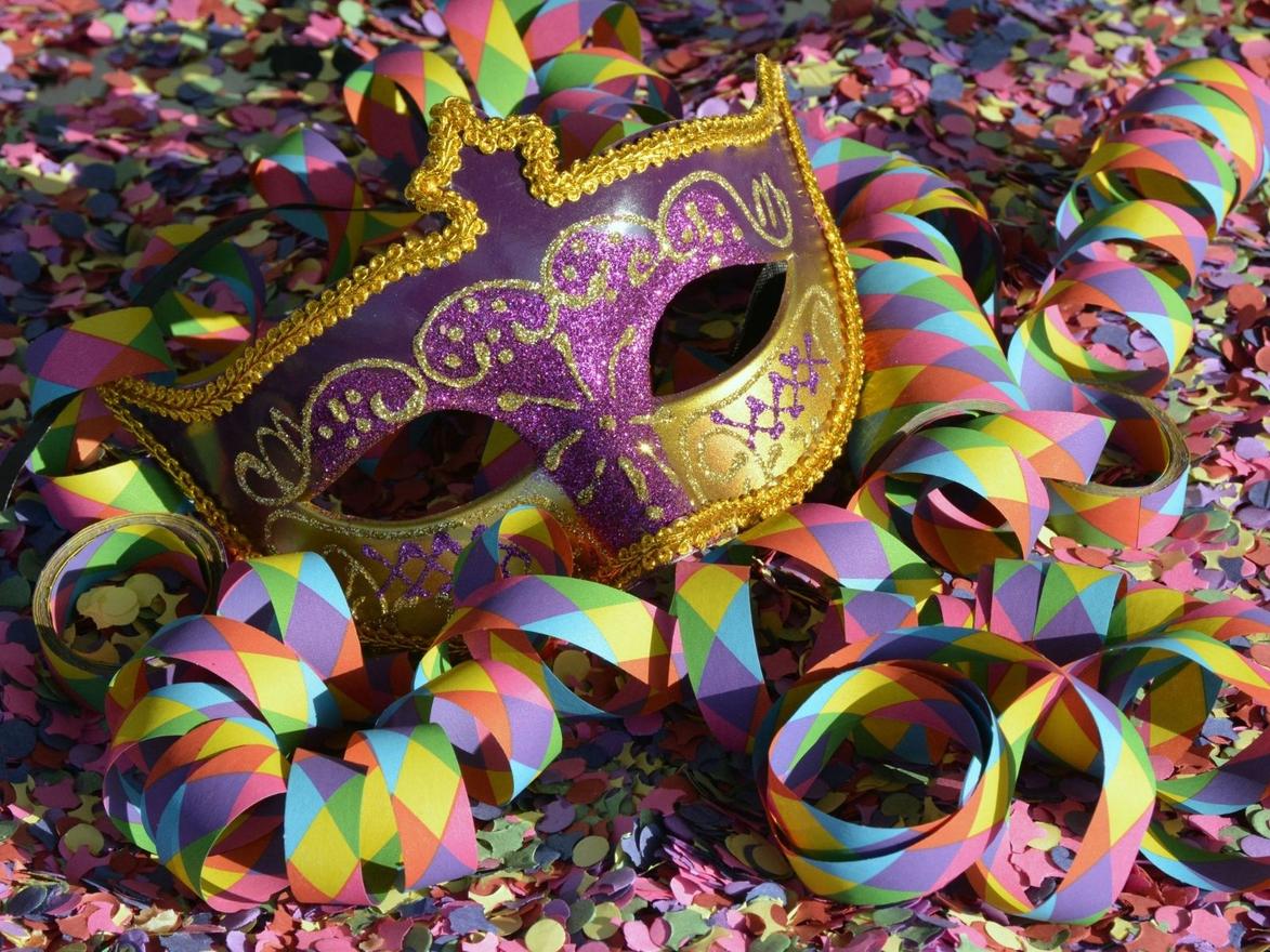 Passeggiata in maschera