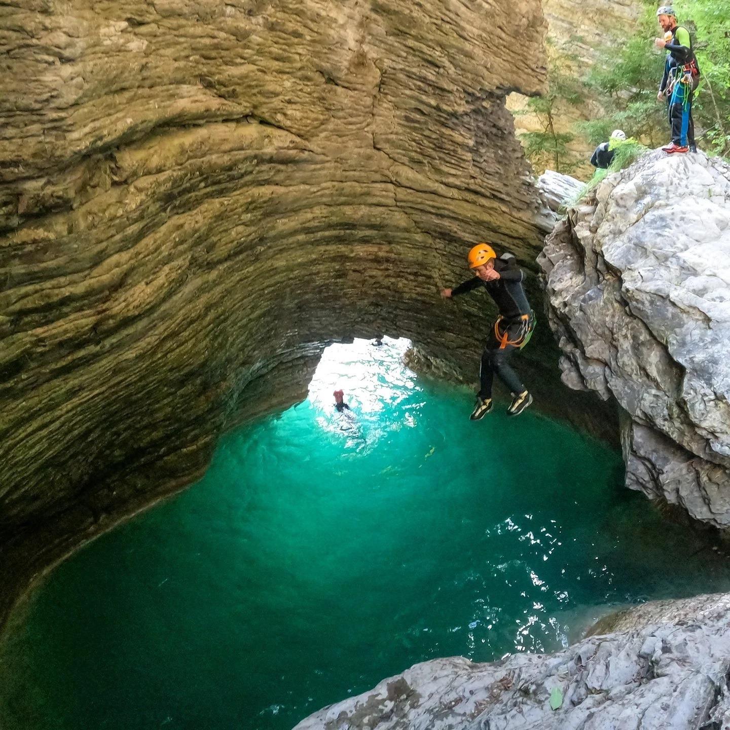 Canyoning in Grotta Azzurra