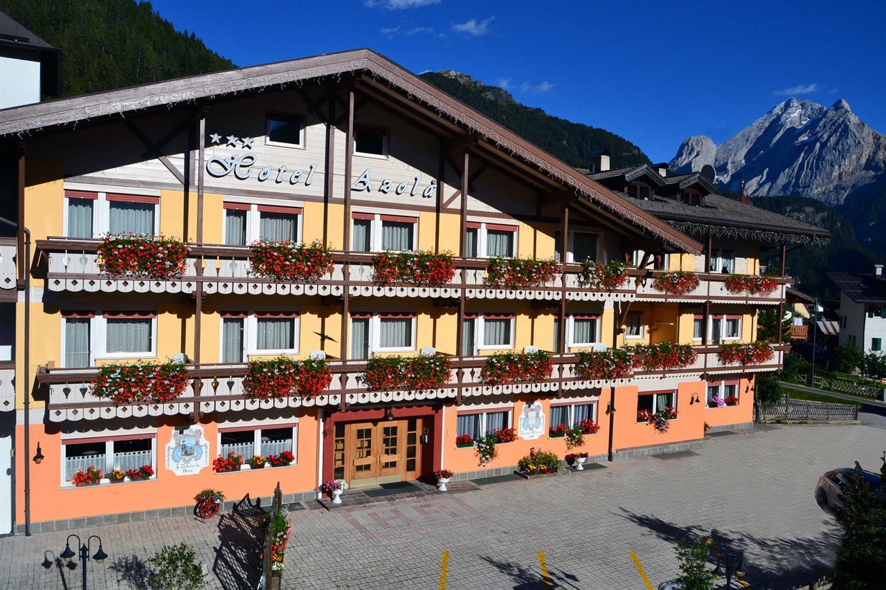 Hotel Azola Canazei Val di Fassa Trentino Dolomiti