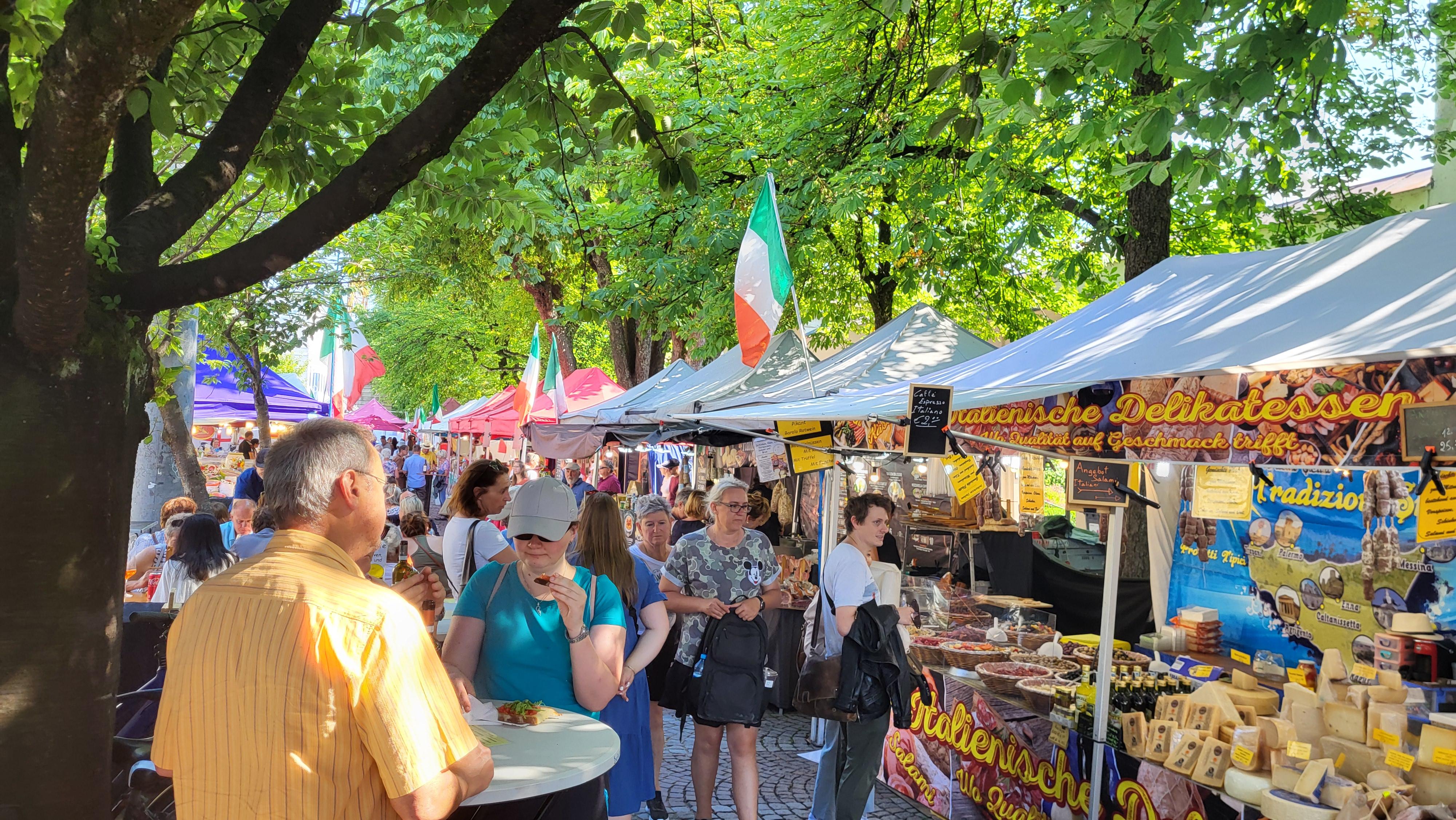 Italienischer Markt Bella Italia