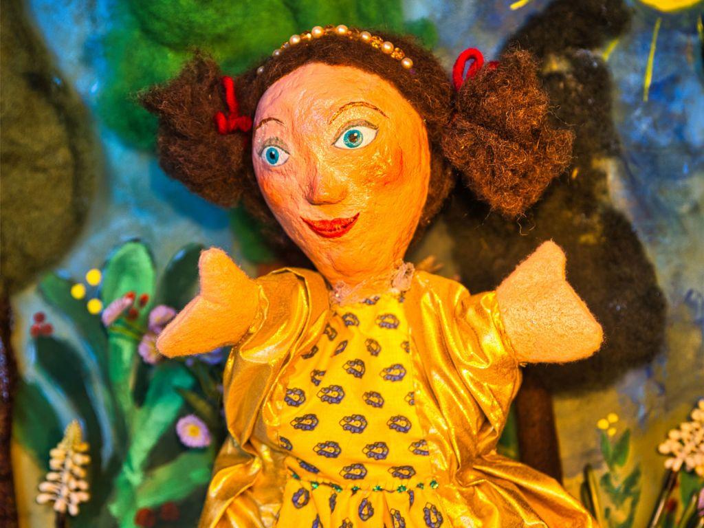 Prinzessin Mara und die Geschichte der Geschichten