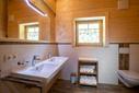 Großes Badezimmer mit Du/WC Großes Badezimmer mit Du/WC
