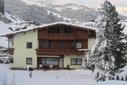Haus im Winter Haus im Winter