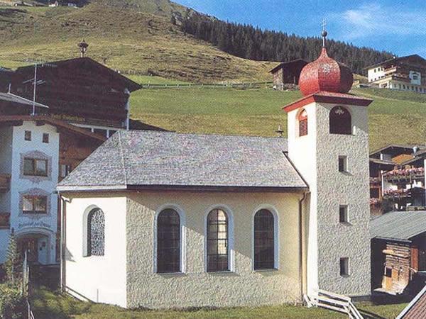 Kirche Maria Himmelfahrt in Hintertux