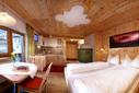 Suite 2 Suite 2