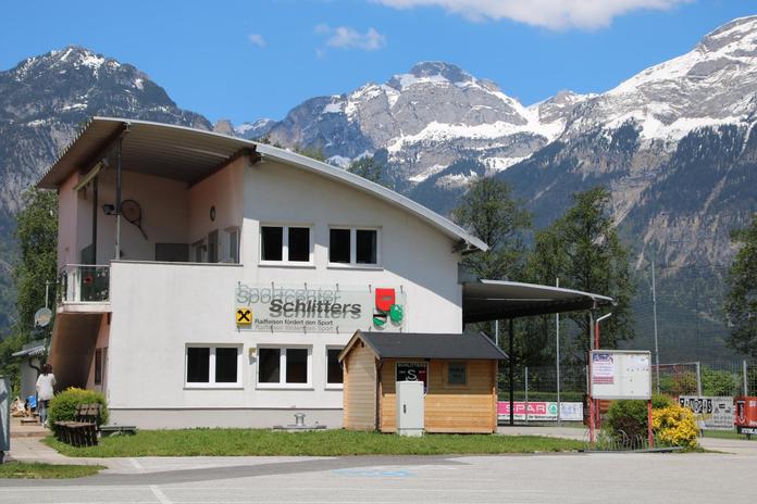 Sportplatz Schlitters